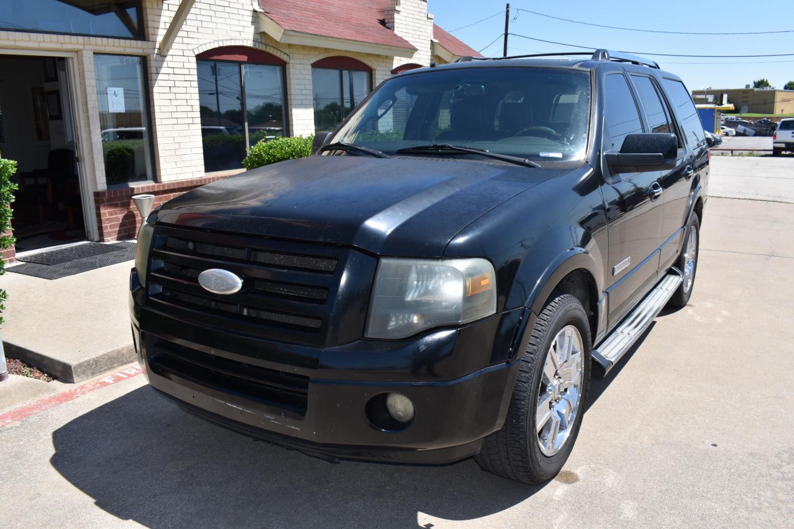 2007 Black /Black Ford Expedition Limited 2WD (1FMFU19577L) with an 5.4L V8 SOHC 16V engine, 6-Speed Automatic Overdrive transmission, located at 5925 E. BELKNAP ST., HALTOM CITY, TX, 76117, (817) 834-4222, 32.803799, -97.259003 - Photo#1